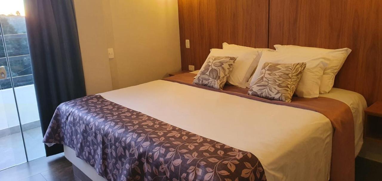 Pensão E Com Hidro Lareira E Ar Condicionado Hegus 3*