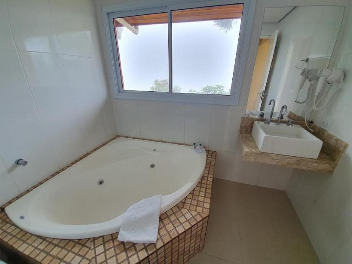E Com Hidro Lareira E Ar Condicionado Hegus Pensão 3*